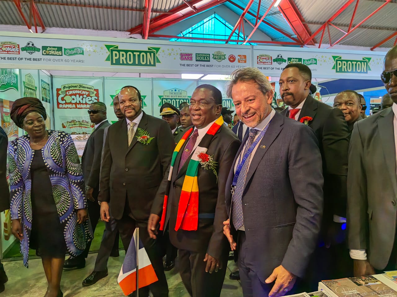 Foreign exhibitors at trade fair impresses President Mnangagwa