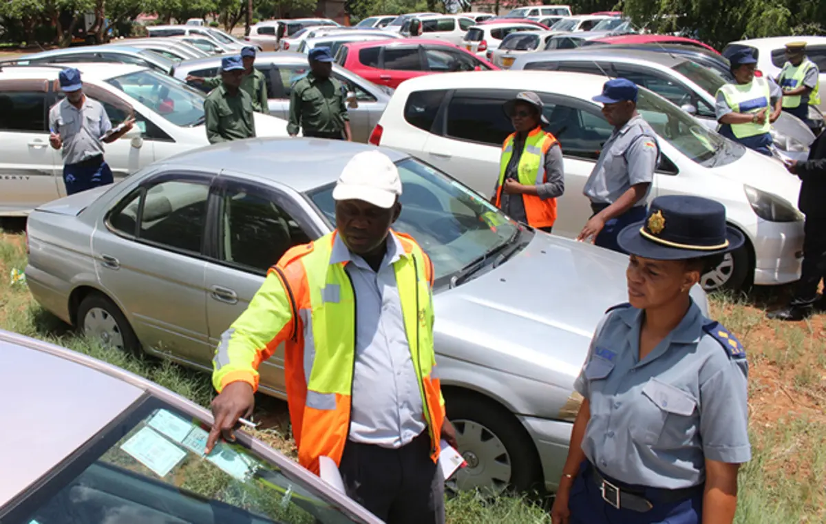 Vehicles licences to be issued on availability of radio licences