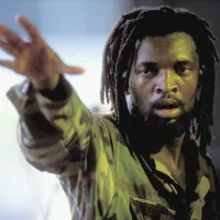 Senator donates to Lucky Dube