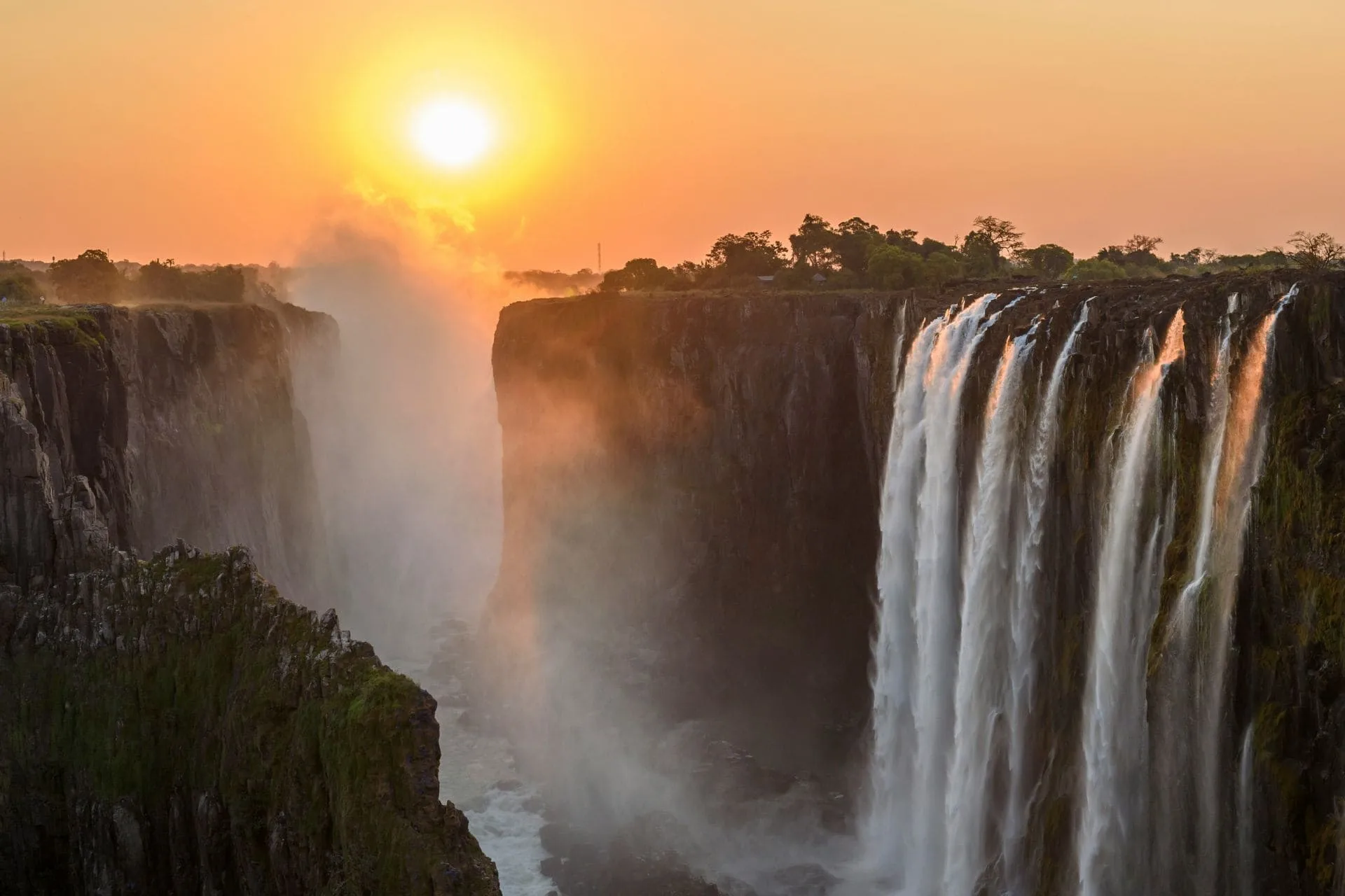 Mixed Reactions at Victoria Falls Budget Consultations
