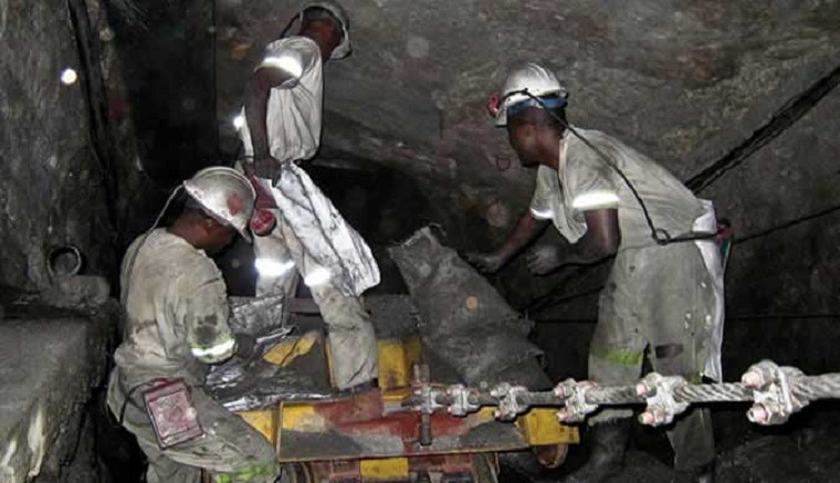 Mine workers applaud proposed US$650 minimum wage