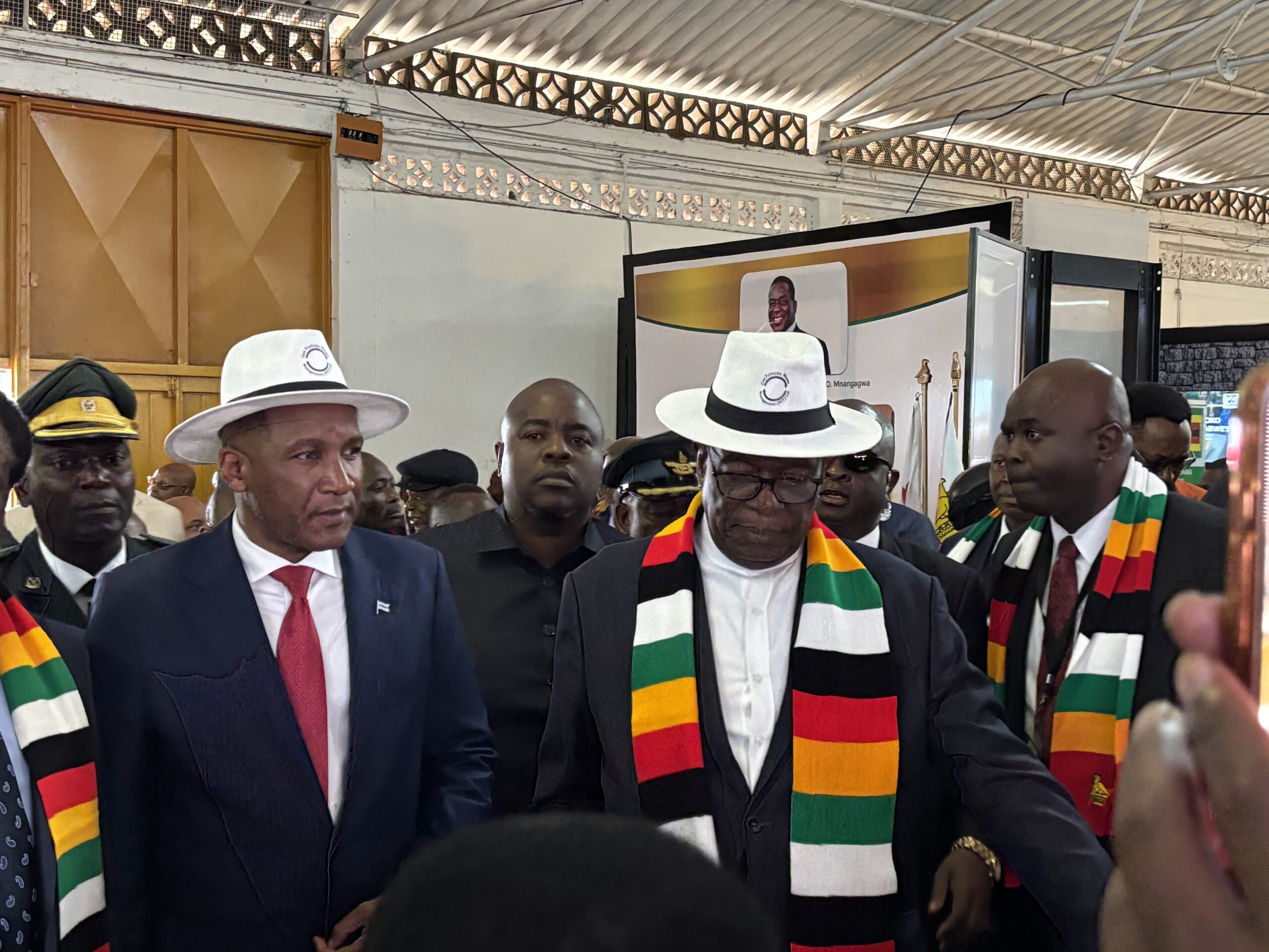 Botswana President Boko tours Zim trade fair