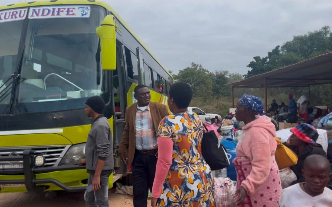 Beitbridge busy as thousands flock back home