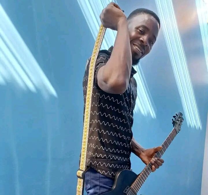 Chivayo rewards Mudododo hitmaker