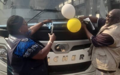 Minister ‘dumps’ official car, takes ride in PSC bus